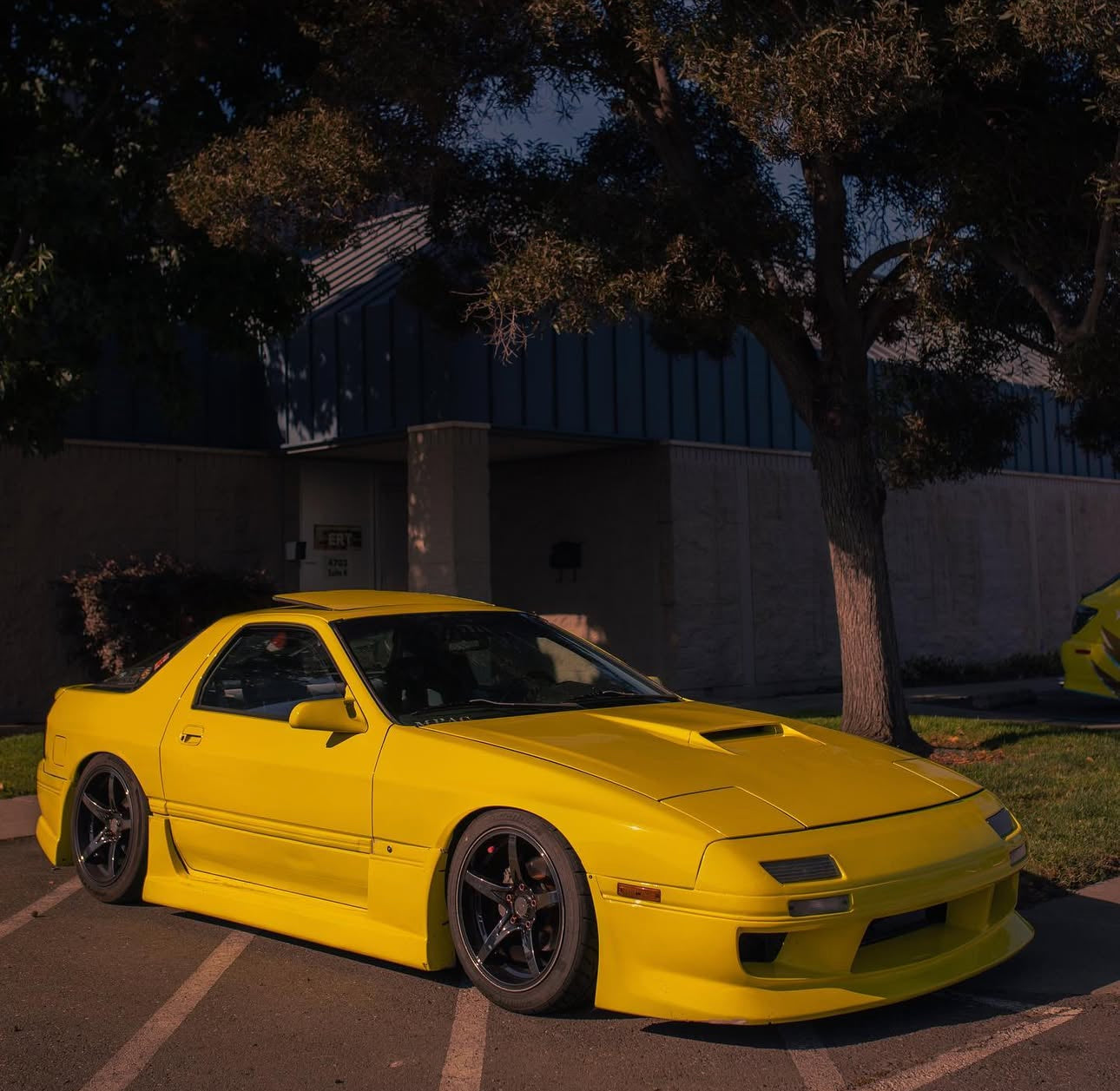 Signature Style Mazda FC3S Sports Style
