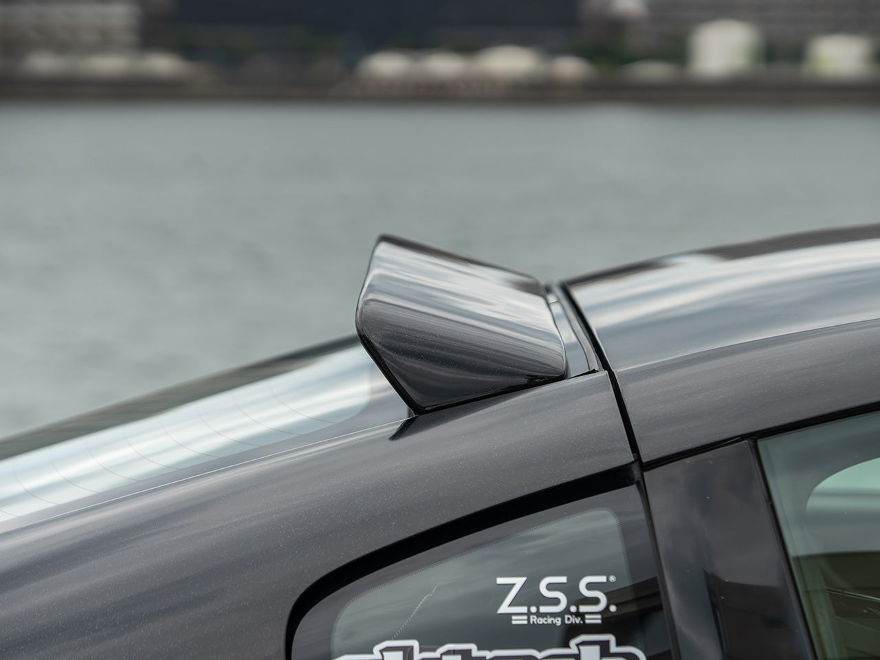 ORIGIN Labo Nissan Z33/ 350Z Roof Wing